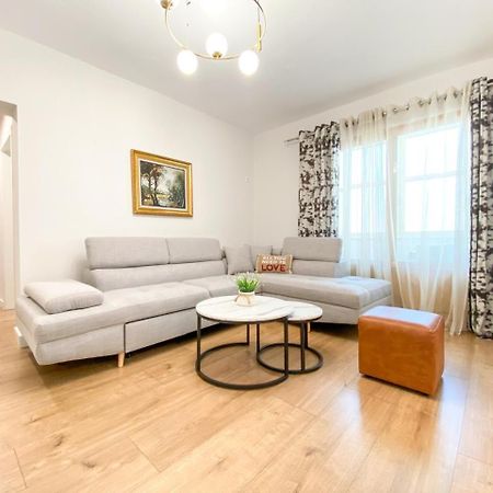 Block Inn Apartments Tirana Exterior photo